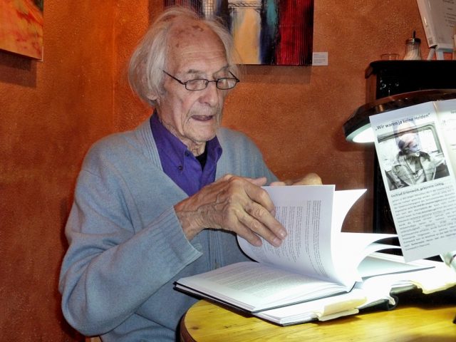 Herbert (Berry) Westenburger liest im Artcafé Macondo